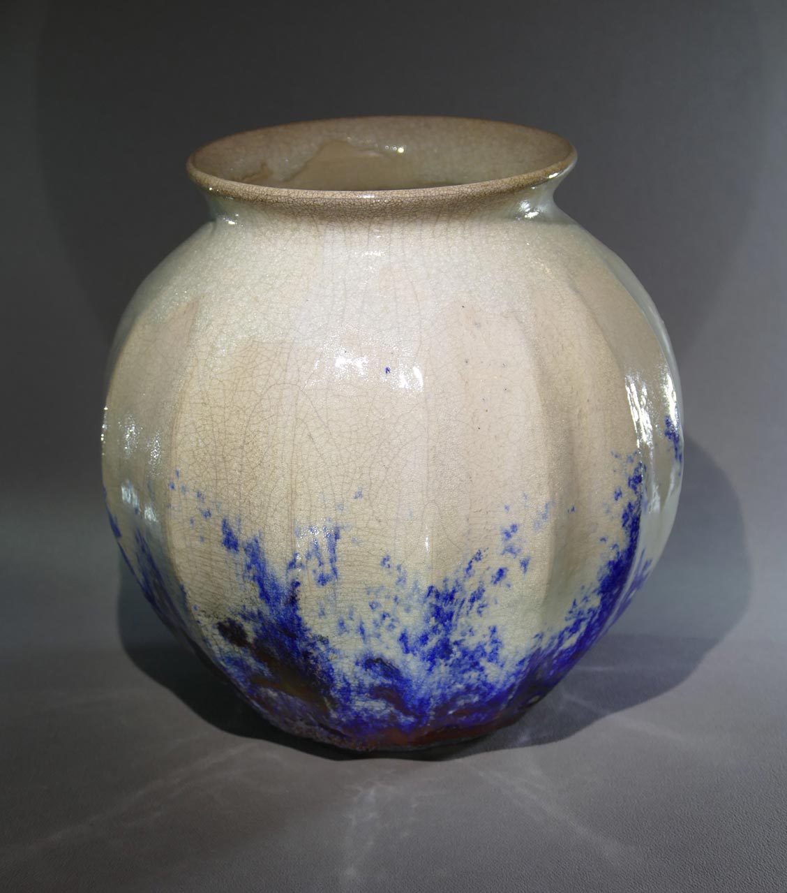 Helen Pugh-Cook - Rounded faceted vase