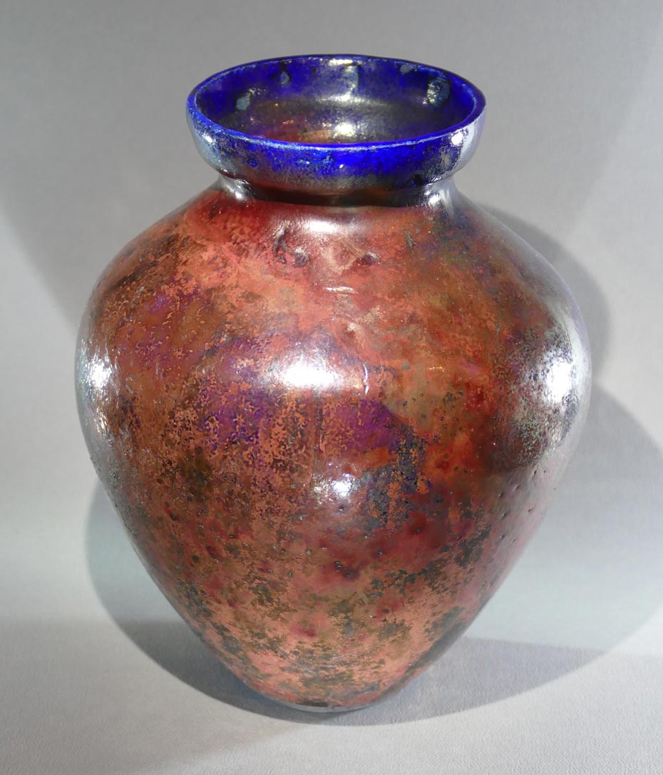 Helen Pugh-Cook - Metallic rounded blue rim vase large