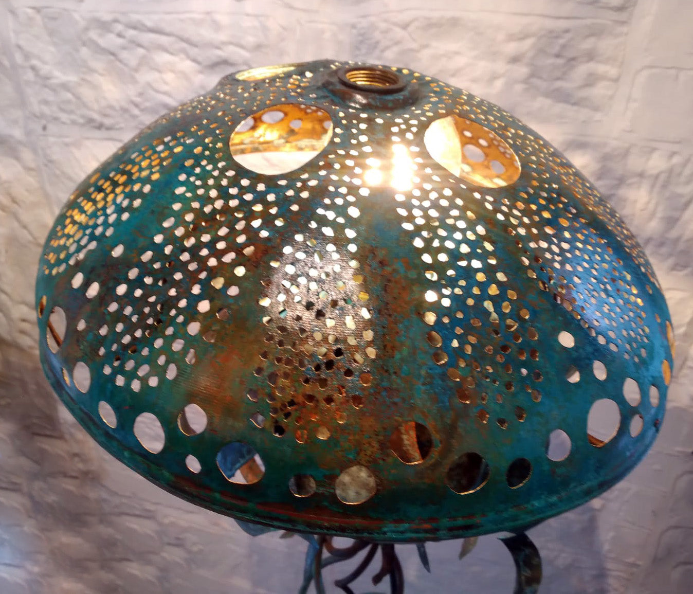 Justin Stuart - Moon Jellyfish Lamp